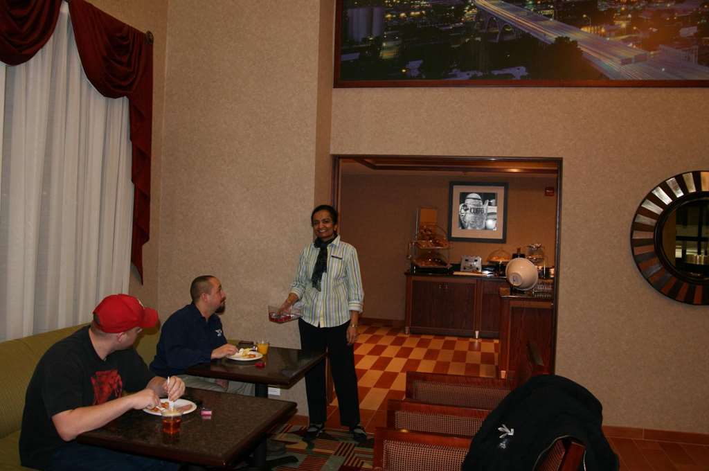 Hampton Inn & Suites Cleveland-Mentor Restauracja zdjęcie